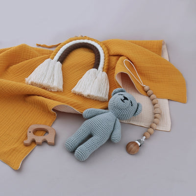 Neutral Baby Gift